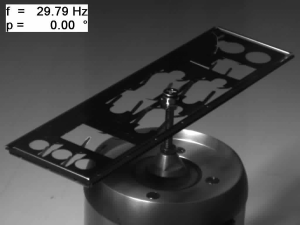 Vibrationsprüfung eines Anschlussblechs mittels Videostroboskop StrobeCAM